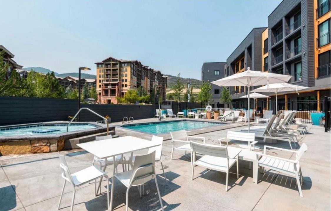 Slope Side Studio In The Heart Of Canyons Village With Heated Pool & Hot Tub! Park City Esterno foto